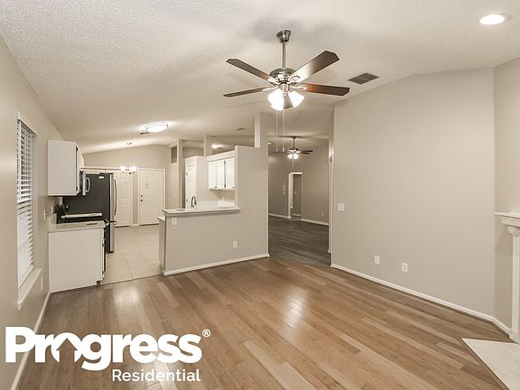 3rd image of 12900 Silver Springs Dr S