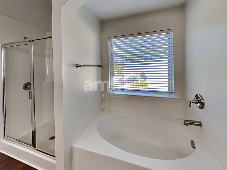 138 Ellen Glen Way — Photo 13