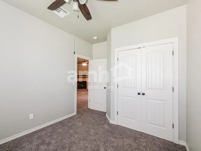 8009 NW 159th St — Photo 14