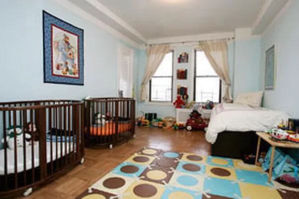 Sold by Jeff Weisbord Real Estate | media 1