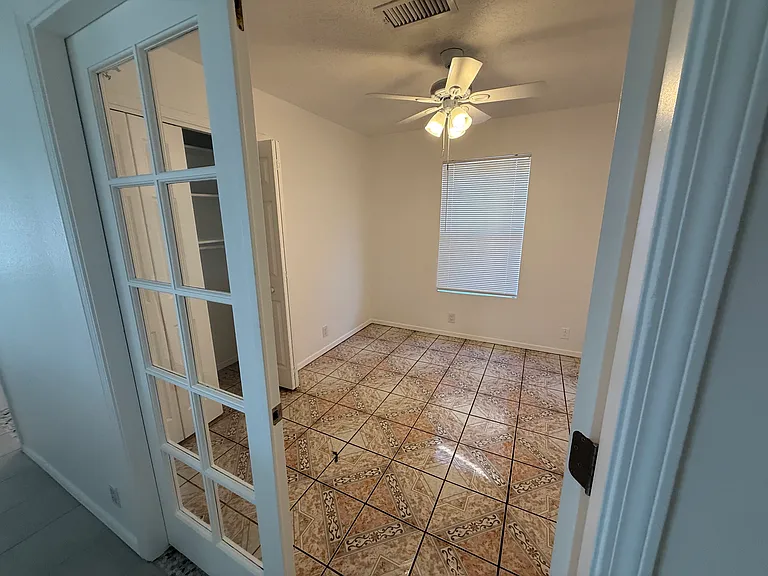 7704 Kane Ct NW — Photo 8
