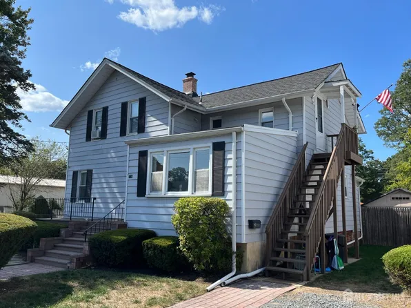 176 Manalapan Rd, Spotswood, NJ 08884