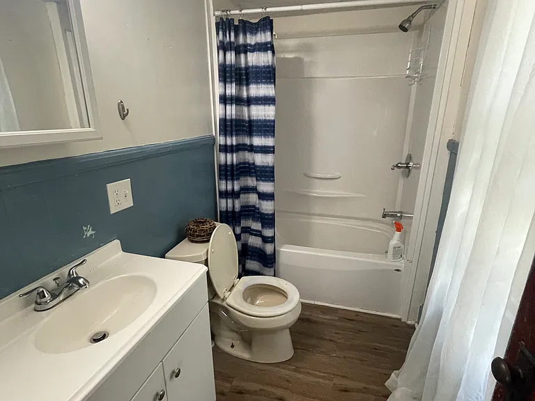 65 Courtright Ave — Photo 6