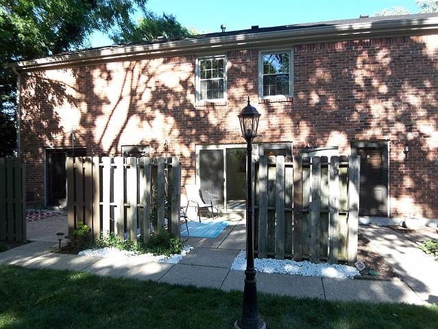 1st image of 61 Winchester Pl #52