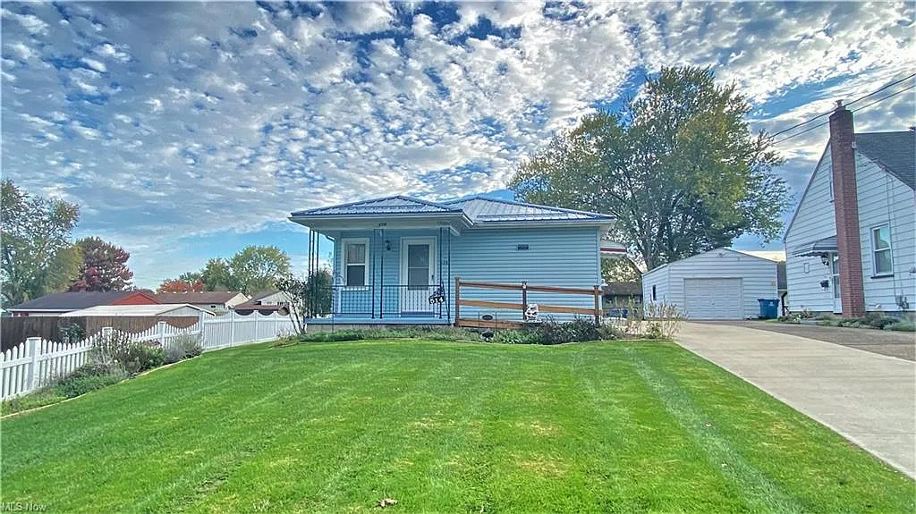 514 Spring St photo 1