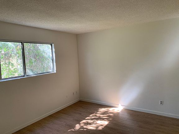2nd image of 305 N Vinedo Ave APT 3
