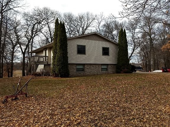 2nd image of 17862 Concord Dr NE