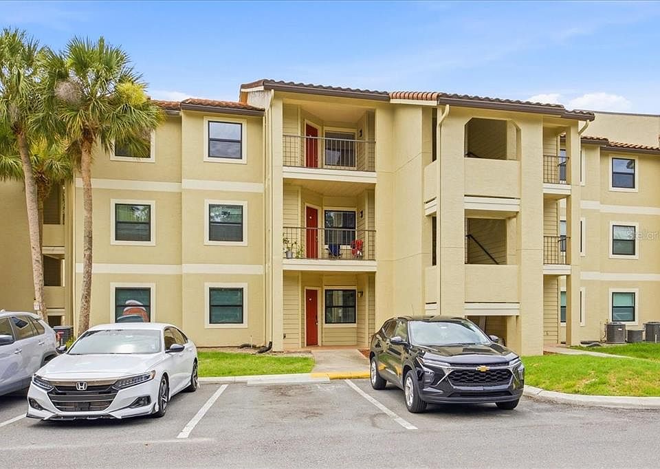 1st image of 3028 PARKWAY BOULEVARD #301