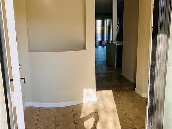 2nd image of 2903 Wentworth Ln