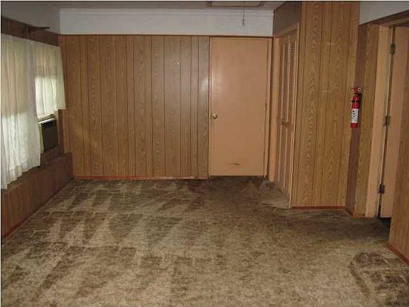 4th image of 150 Bayou Ave E