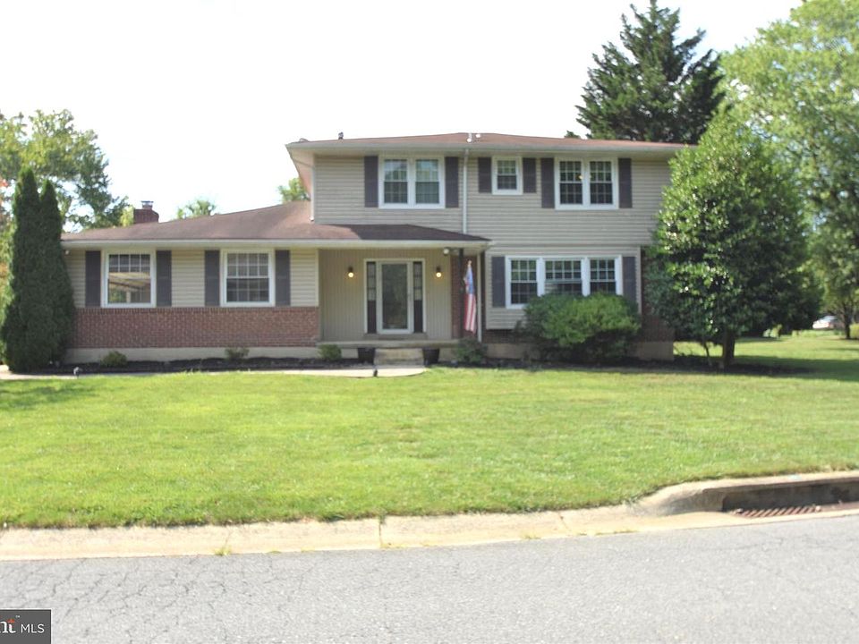 1st image of 2909 Bodine Dr