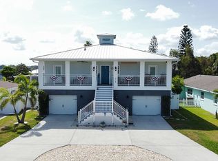 414 12th Ave, Indian Rocks Beach, FL 33785