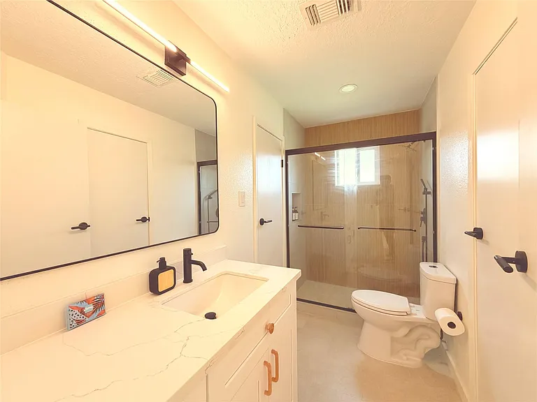 2533 Knoxville Dr — Photo 11