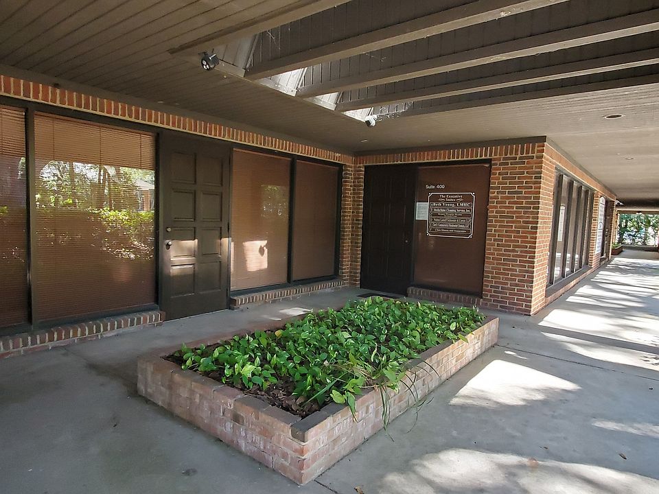 2nd image of 2233 NW 41st St Suite 700-A
