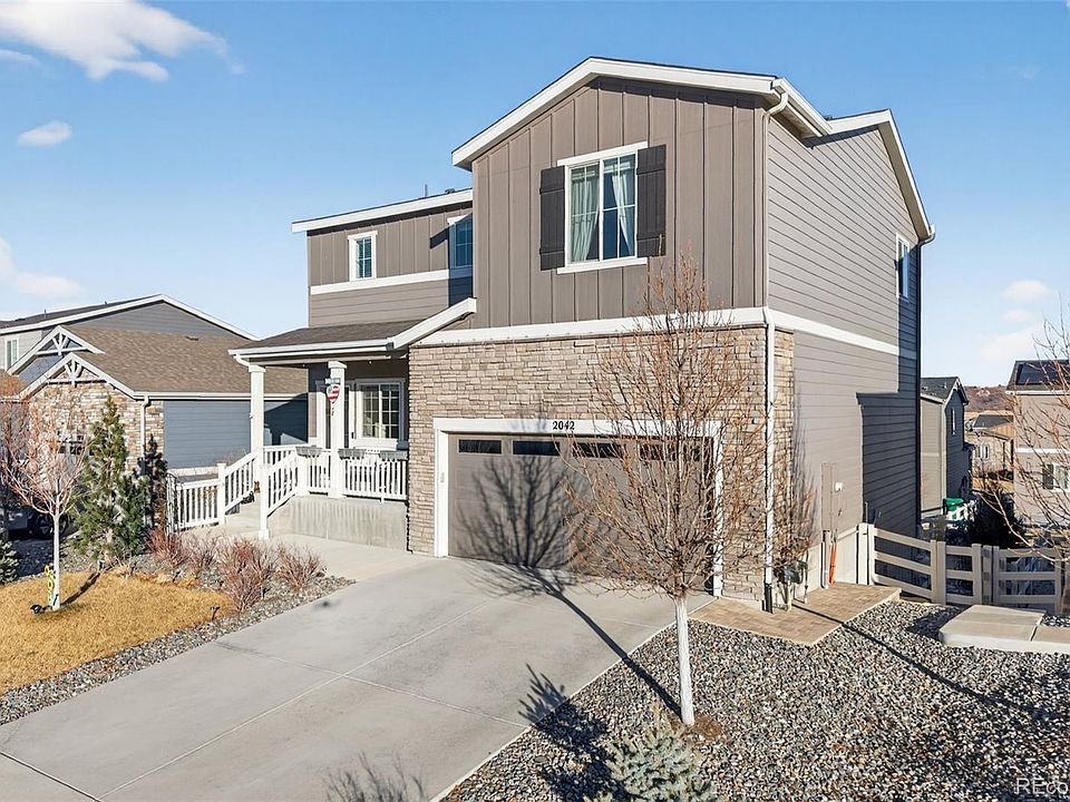1st image of 2042 Villageview Lane