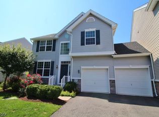 142 Sowers Dr #U142, Hackettstown, NJ 07840