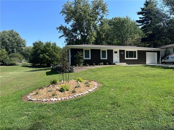 7816 Savage Dr, Kansas City, KS 66109