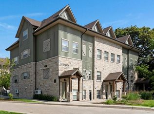 112 Union St E #B103, Waterloo, ON N2J 0E4