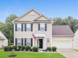 671 Timber Walk Dr, Simpsonville, SC 29681