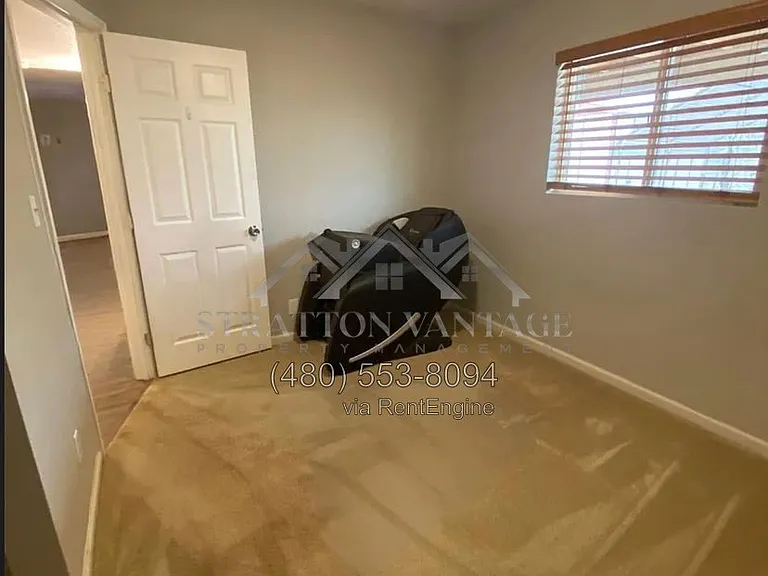 314 W Phoenix Ave — Photo 9