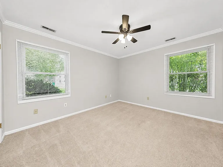 107 Cardinal Acres Dr — Photo 9