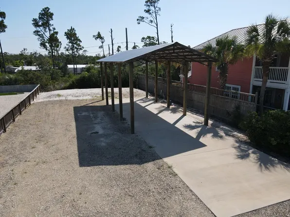 9114 Olive Ave, Pt Saint Joe, FL 32456