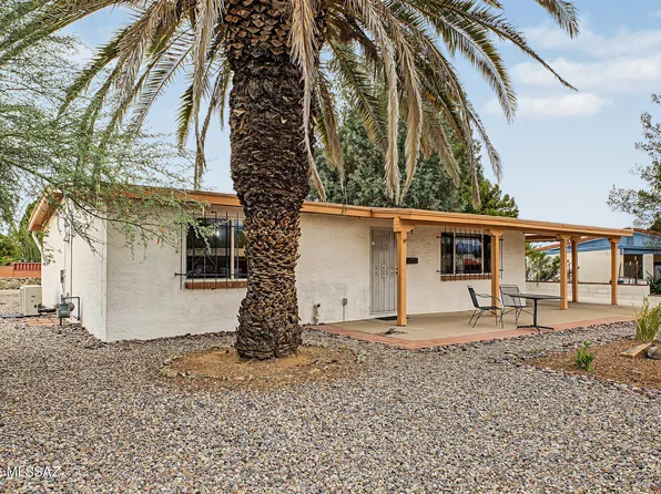 141 E El Naranjo, Green Valley, AZ 85614