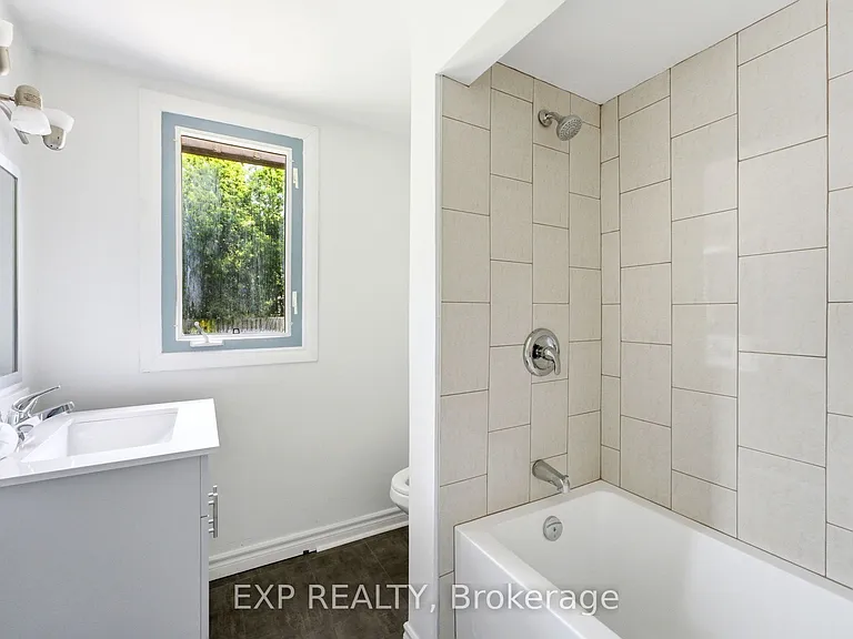 125 Cronsberry Rd — Photo 21