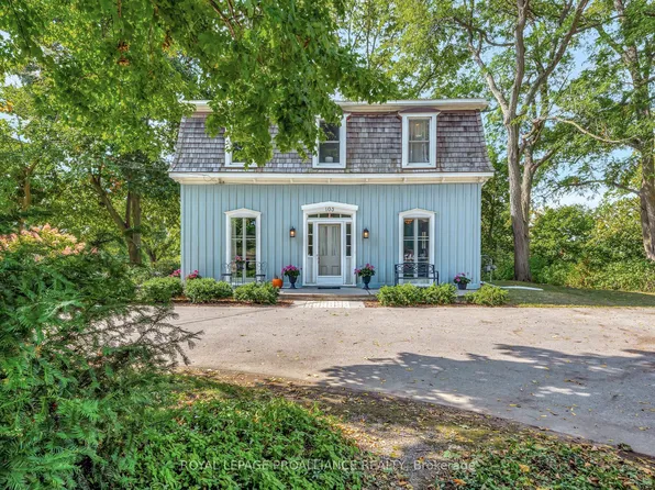 103 Bridge St, Prince Edward County, ON K0K 2T0