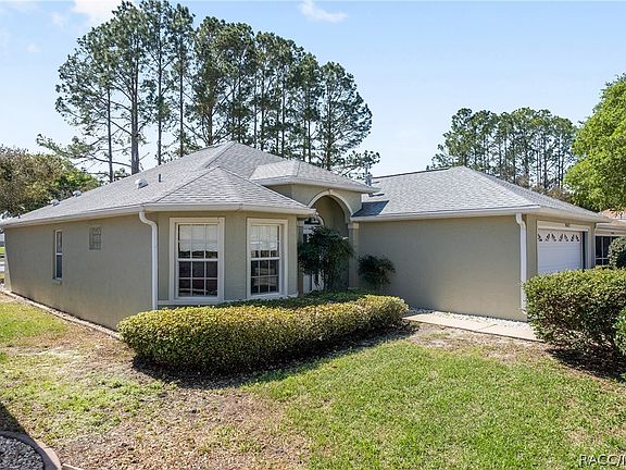 4th image of 9662 SW 93rd Loop