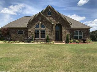 8 N Mockingbird Rd, Cave City, AR 72521