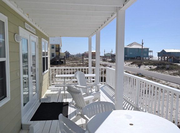 4th image of 2933 Ponce De Leon Ct