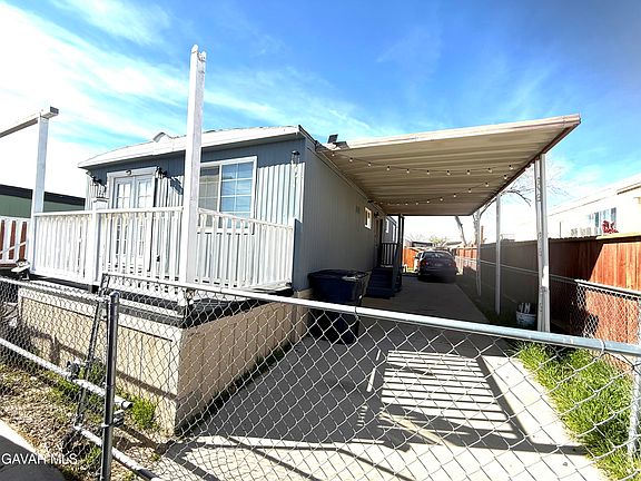 3rd image of 3300 15th St W Space 358
