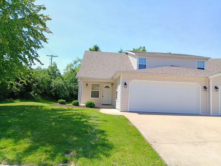 1720-1722 Juniper Dr — Photo 1