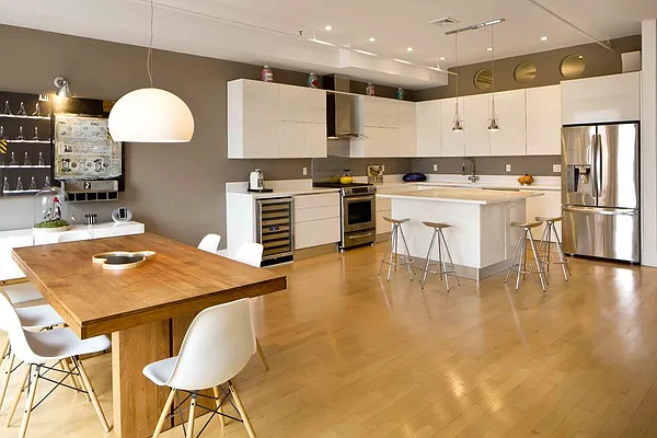 Rented by Stribling | media 26