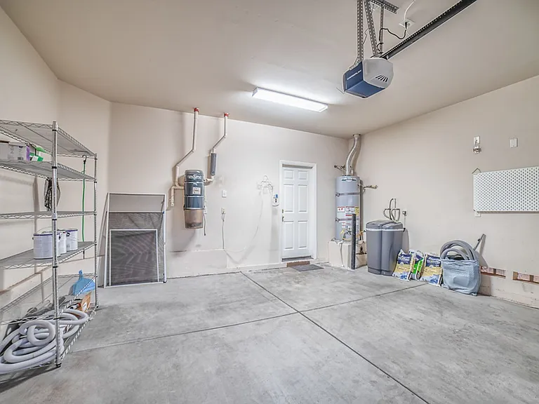 6574 Musette Ave — Photo 25