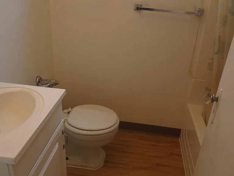 5712 Phillips Ave #B6 — Photo 29