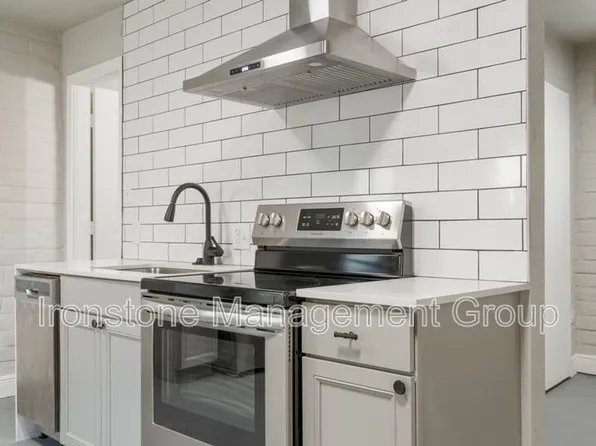 2618 E 8th St, Tulsa, OK