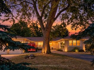 62 Northdale Rd, Toronto, ON M2L 2M1