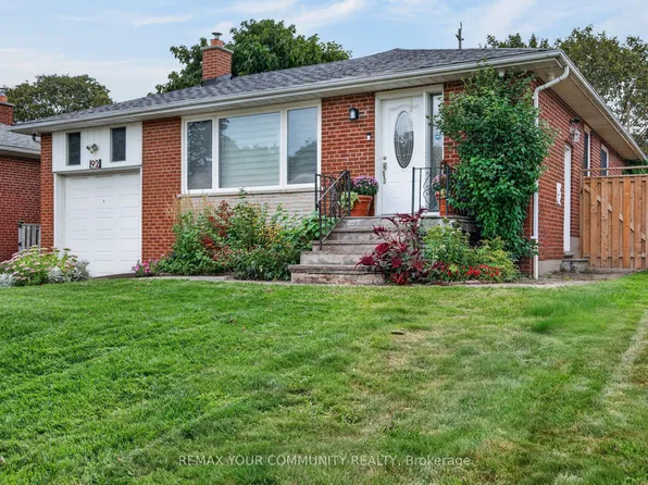 92 Beaver Bend Cres, Toronto, ON M9B 5R6