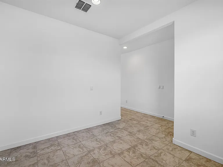 38125 W Excussare Way — Photo 18