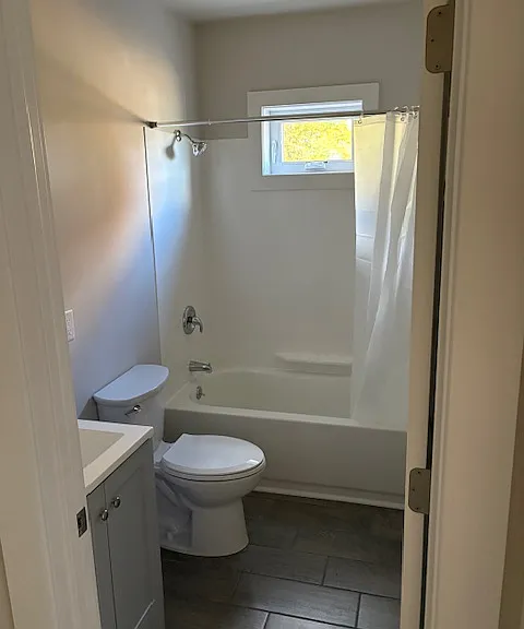 30 Henry St #2R — Photo 3