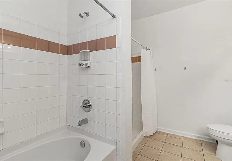 614 W Ridge Rd #1 — Photo 20