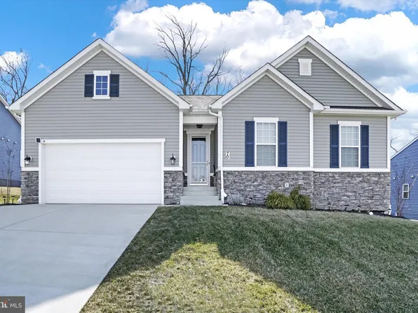 70 Patterson Dr, Stewartstown, PA 17363