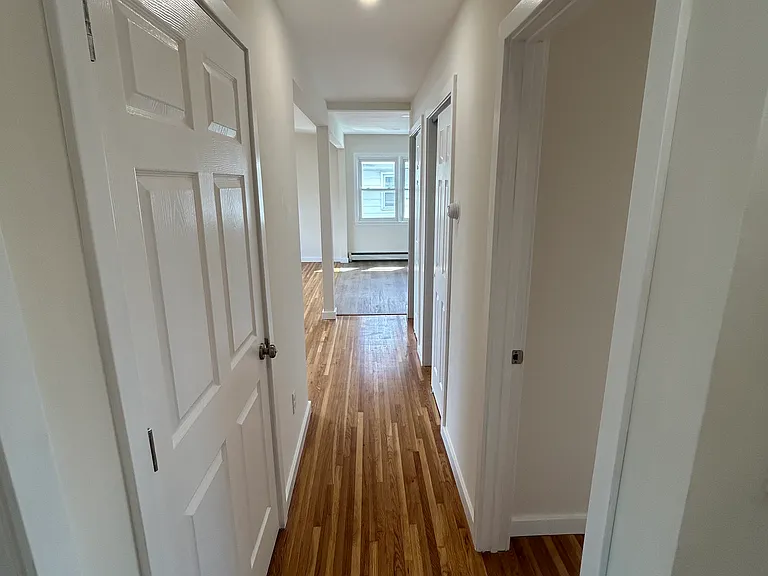715 Tyler St #2 — Photo 13