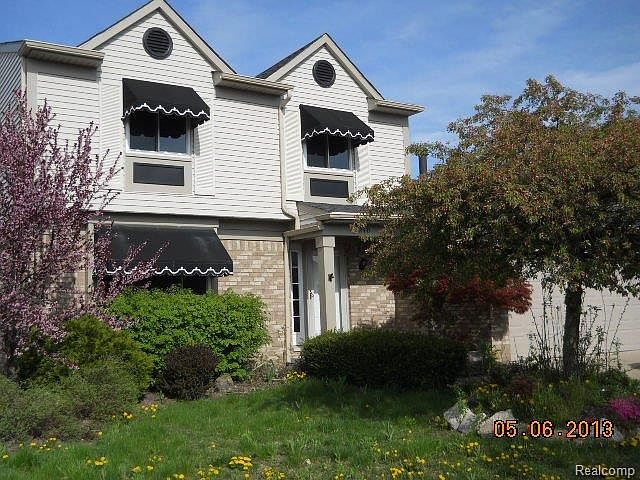 1st image of 22240 Sherwood Ln