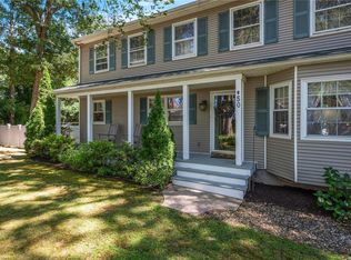 50 Matthews Ln, Cutchogue, NY 11935