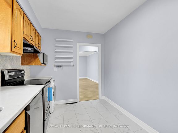 4th image of 934 Smyth Rd