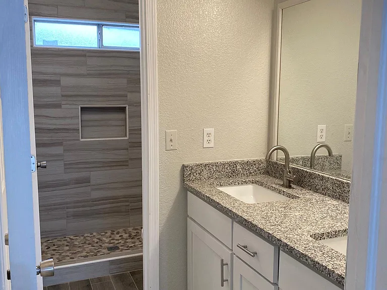 12119 Road House Dr — Photo 12