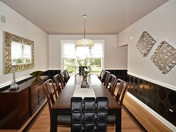 4th image of 11155 Glenbrook Ln